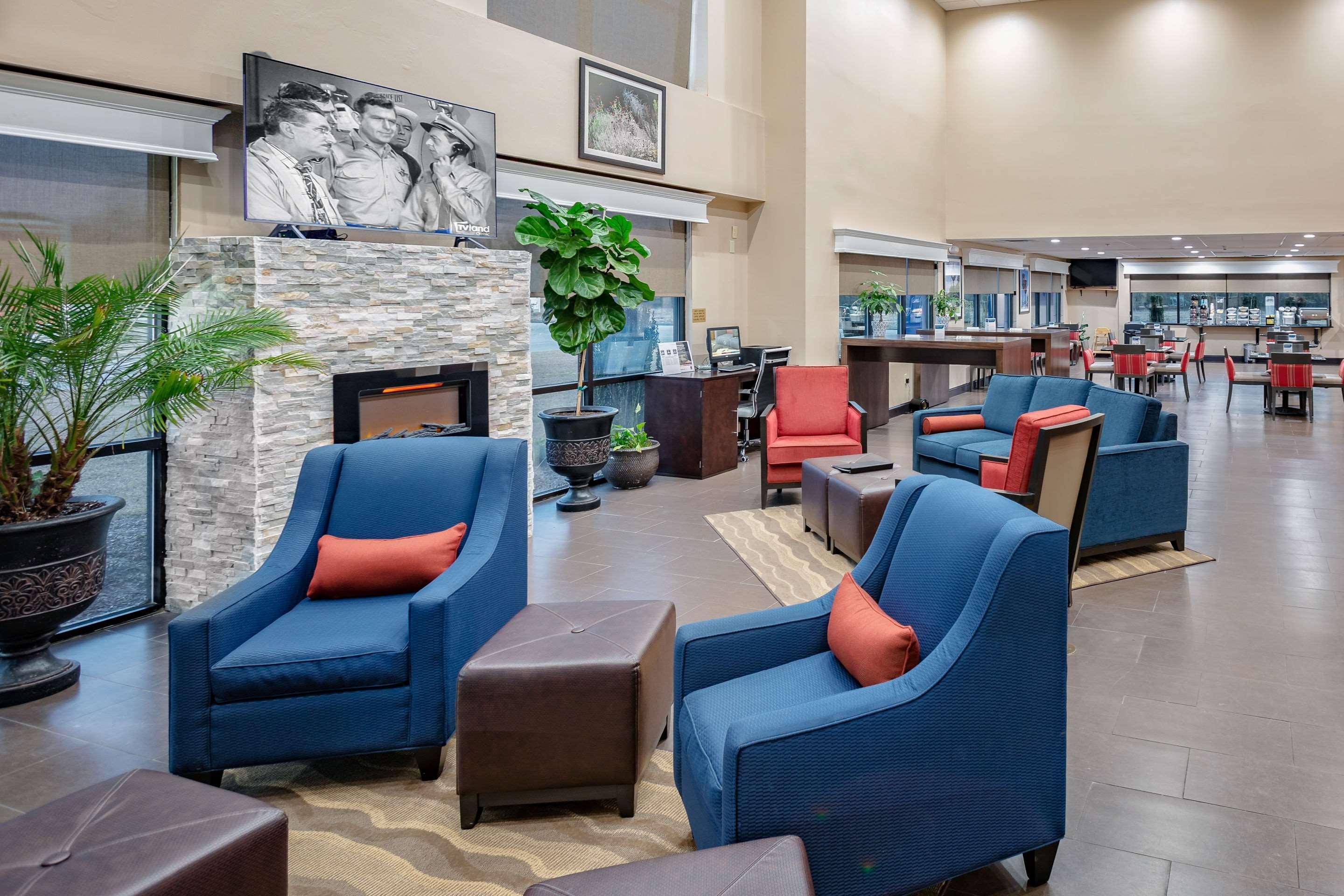 Comfort Suites Wilson - I - 95 Extérieur photo