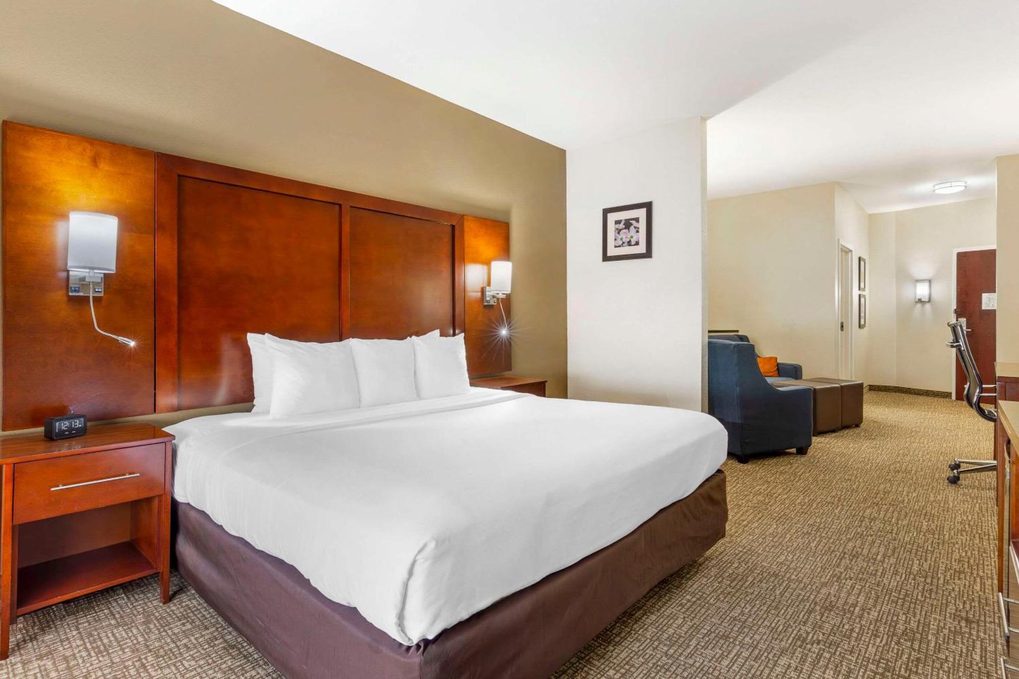 Comfort Suites Wilson - I - 95 Extérieur photo