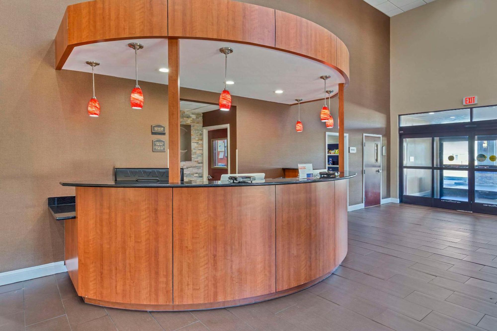 Comfort Suites Wilson - I - 95 Extérieur photo