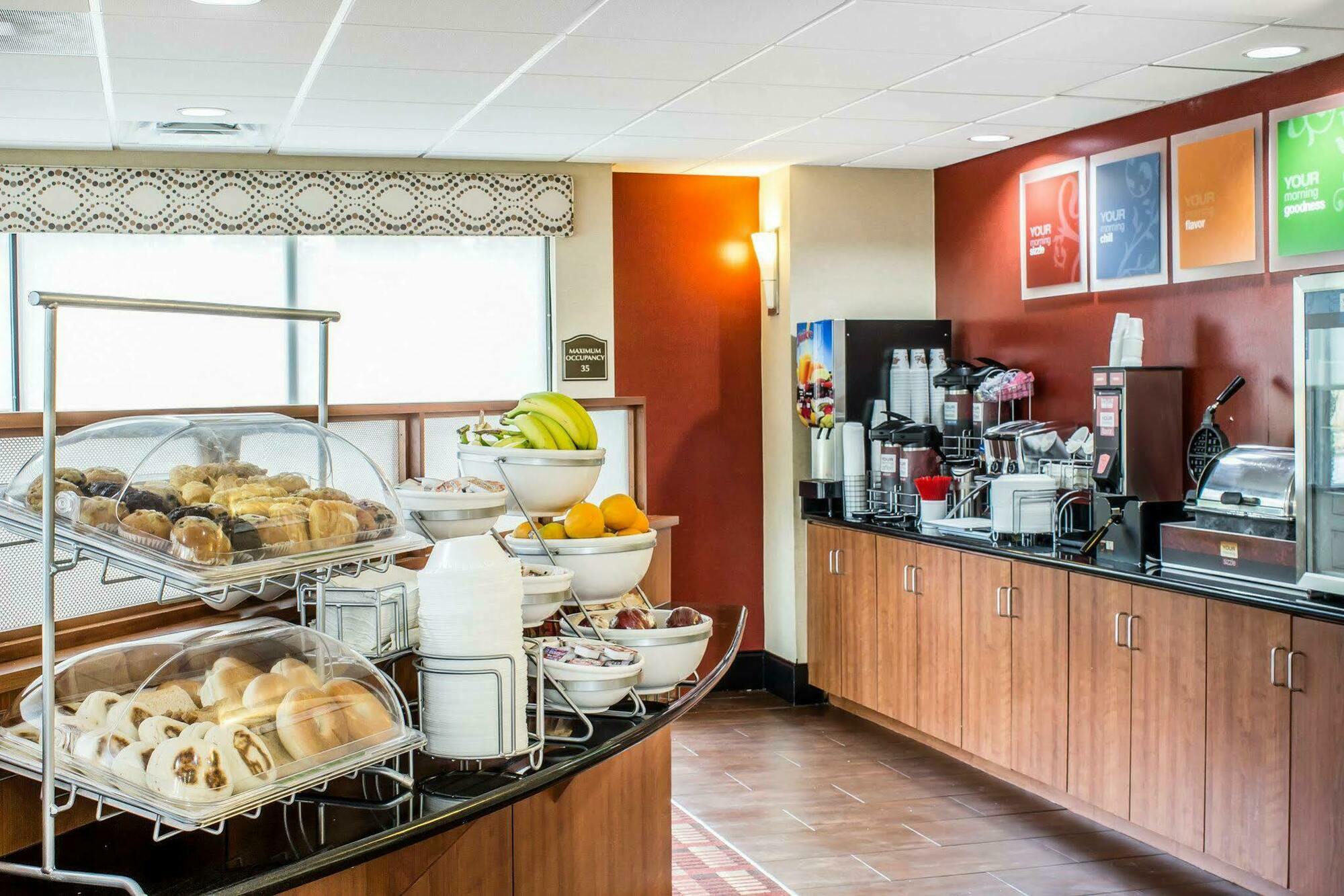 Comfort Suites Wilson - I - 95 Extérieur photo